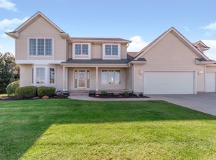 3252 Sturdy Rd, Valparaiso, IN 46383