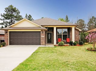 2030 Eden Dr, Longview, TX 75601