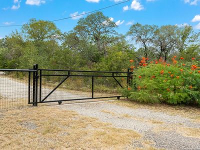 167 Gayle, Poteet, TX, 78065