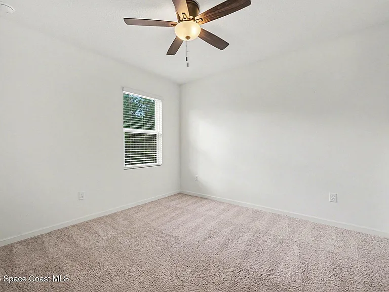 5092 Talbot Blvd — Photo 27