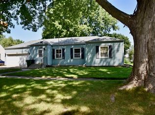 608 3rd St, Sibley, IA 51249