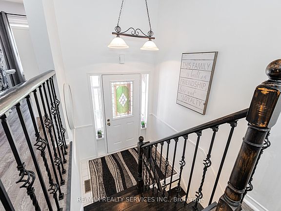 5th image of 56 Nuffield St