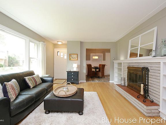 4th image of 1432 Strathmoor Ave SE