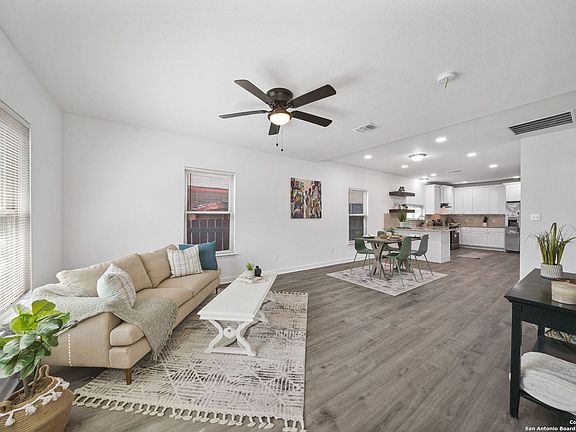 5th image of 243 W HIGH AVE