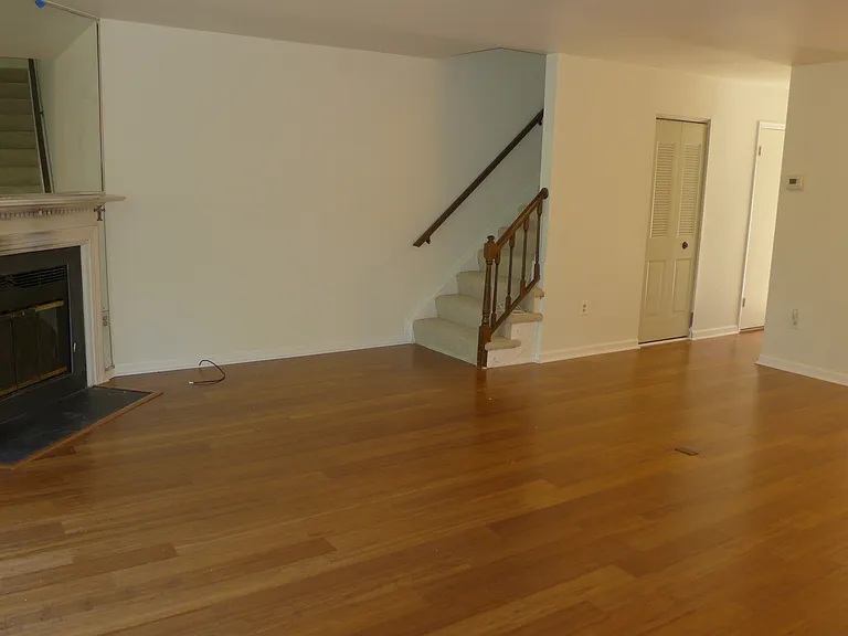 23 Valley Crossing Cir — Photo 11
