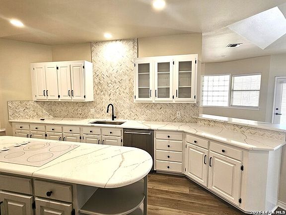 4th image of 21017 Hickory Bnd