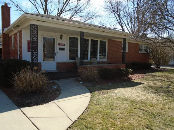 36955 Thinbark St, Wayne, MI 48184