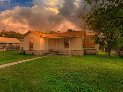 736 Moore St, Kerrville, TX, 78028