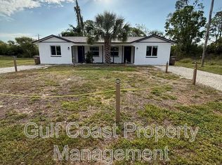 1322 Del Pine Dr, Cape Coral, FL 33909