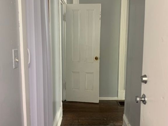 5th image of 101 Thorndale Ter APT 1