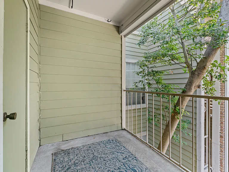 7151 Gaston Ave #619 — Photo 8