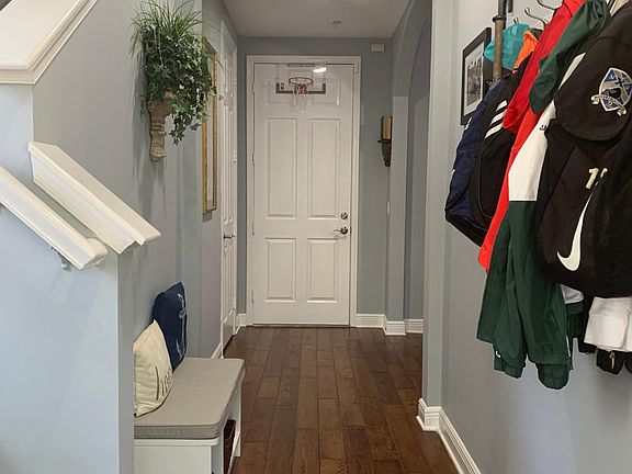 3rd image of 124 E Indian Crossing Cir
