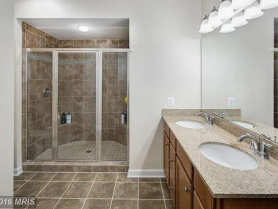 260 Urban Ave #260 — Photo 14