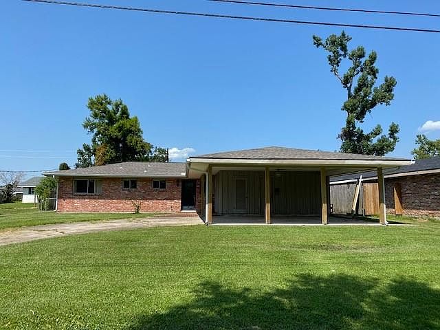 1st image of 4318 Pleasant Dr