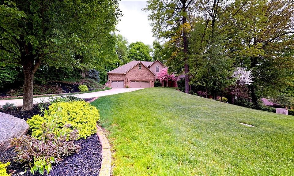 1st image of 725 Shady Creek Dr