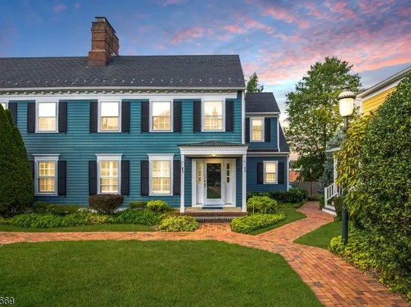 53 Murray Hill Square, New Providence Boro, NJ 07974