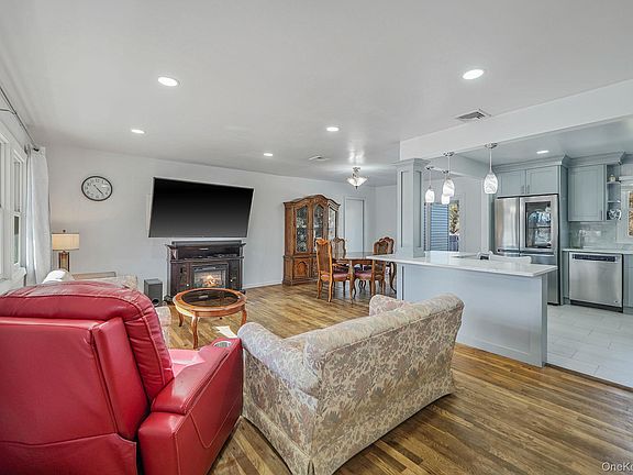 2nd image of 125 Lower Sheep Pasture Road