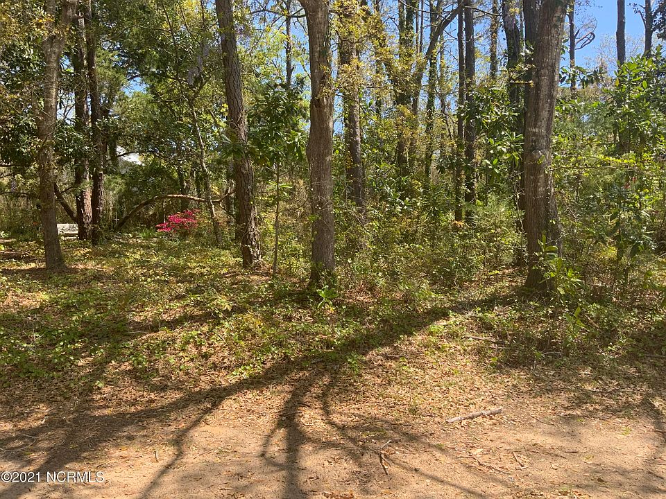 2nd image of Lot 25 SW 4th Street