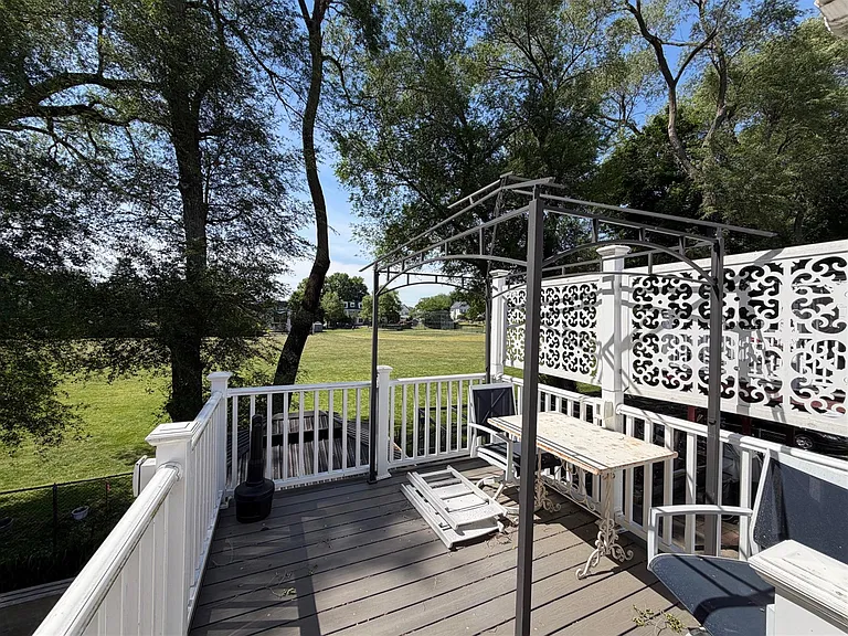 57 Clarendon Ave #1 — Photo 22