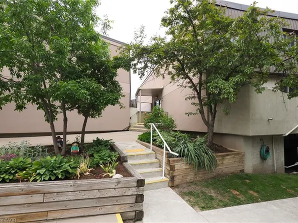 40 Tannery St E #265, Cambridge, ON N3C 2B9