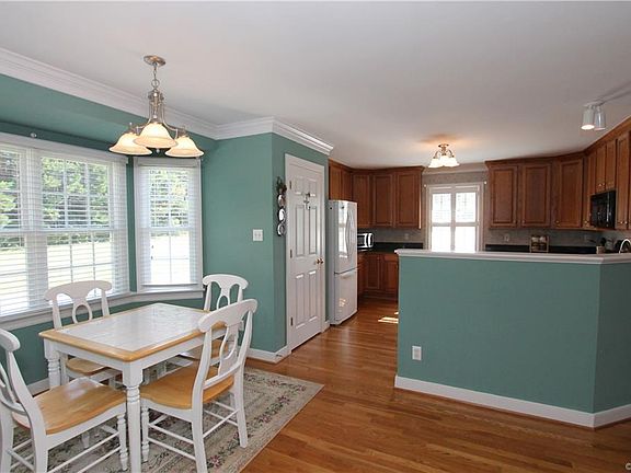 5th image of 17795 Rolling Meadows Dr