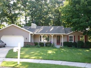 3948 Honeyvale Dr SW, Grandville, MI 49418