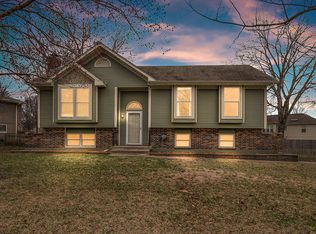1621 SE 5th Ter, Lees Summit, MO 64063