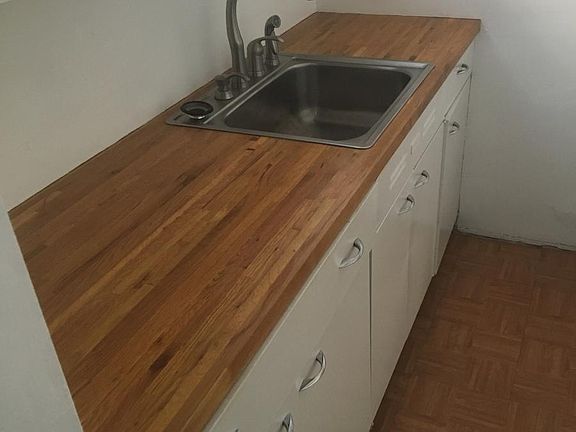 4th image of 2619 Lead Ave SE