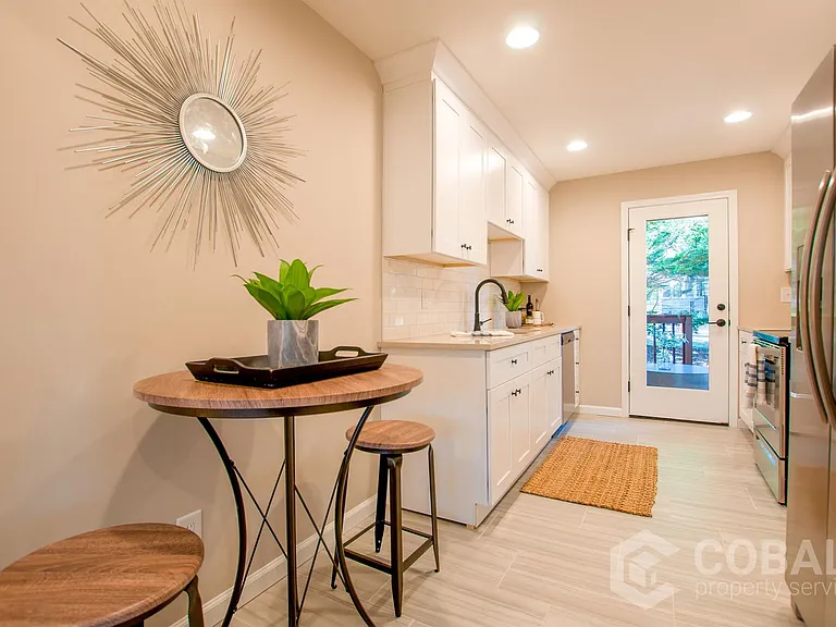258 Forkner Dr #4 — Photo 7