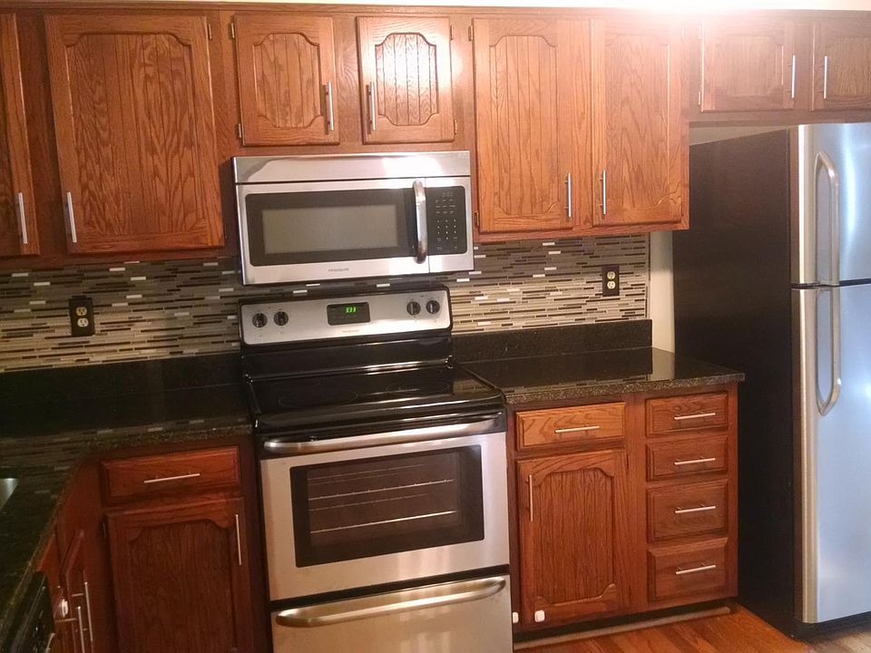 2nd image of 8725 Delcris Dr