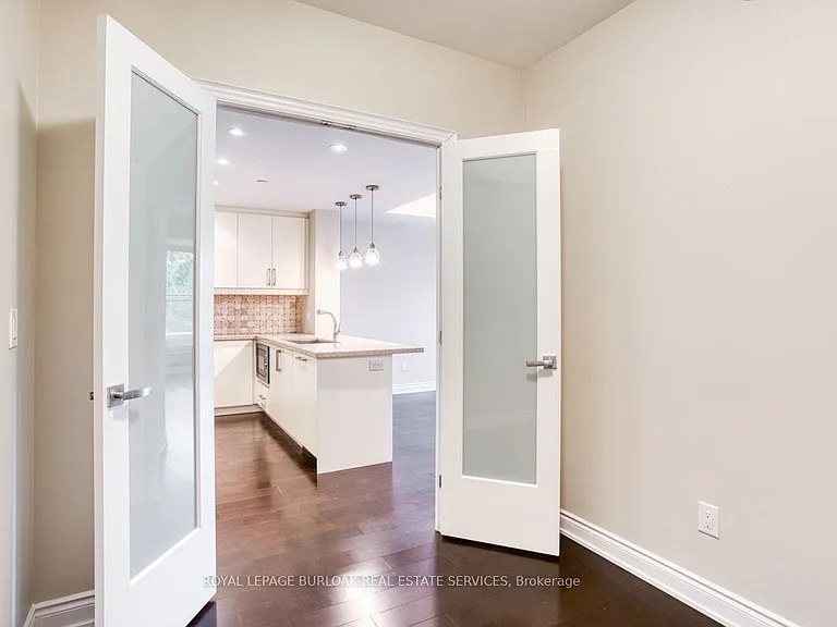 3500 Lakeshore Rd W #219 — Photo 15