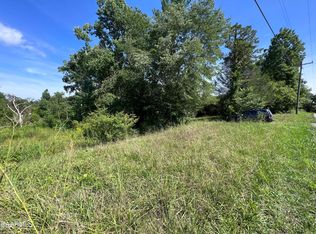 907 McGee Rd, Jamestown, TN 38556