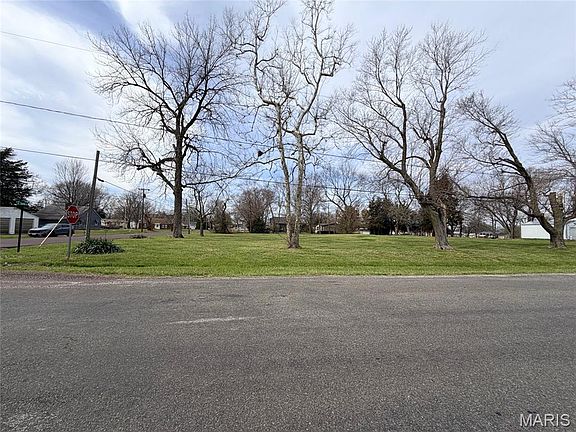 3rd image of 13007 Harrison Trl