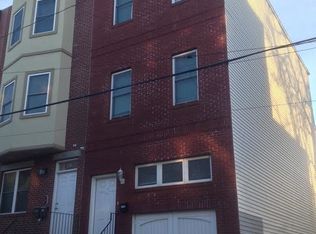 1704 Fontain St, Philadelphia, PA