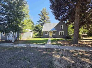 140 S 1st St, Cambridge, ID 83610