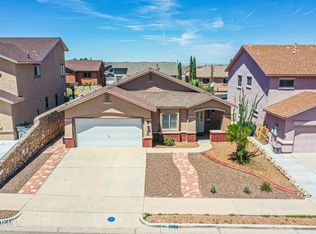 7156 Century Plant Dr, El Paso, TX 79912