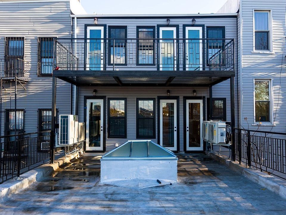 1st image of 330 Melrose St #2L