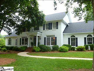 1st image of 105 Chippendale Dr