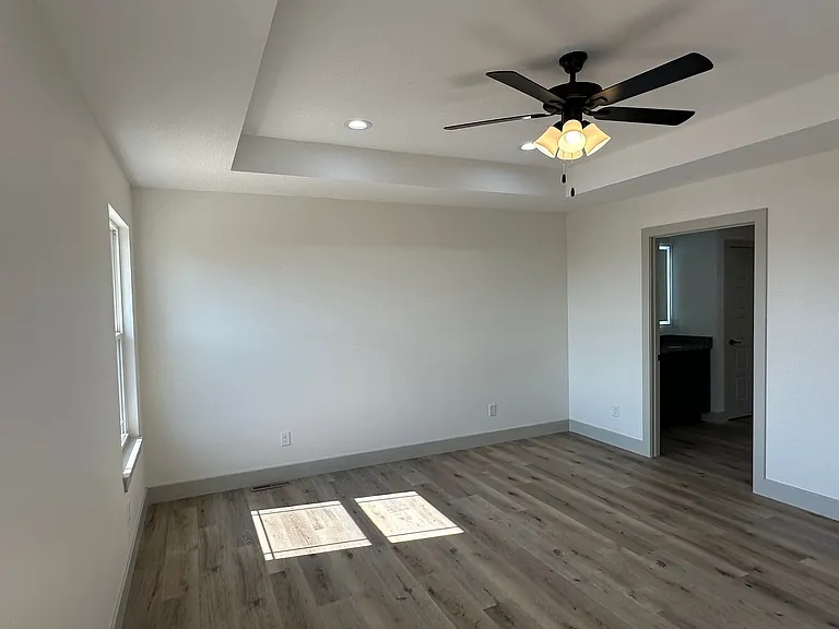 932 Cottage Hill Way — Photo 36