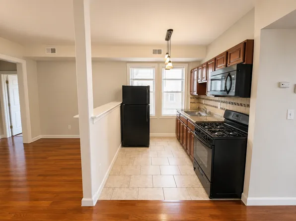 1304-1305 Clinton Ave #412, Irvington, NJ 07111