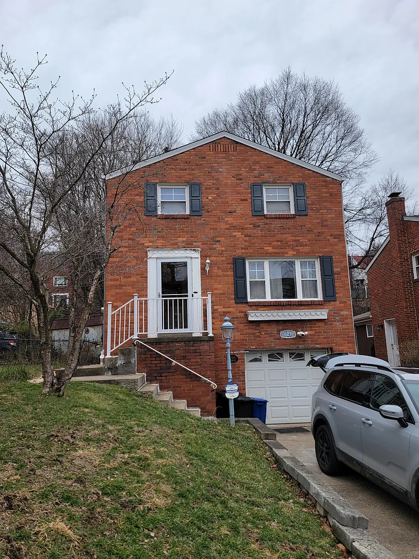 621 Fernhill Ave photo 1