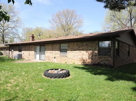2nd image of 4 Southland Ct