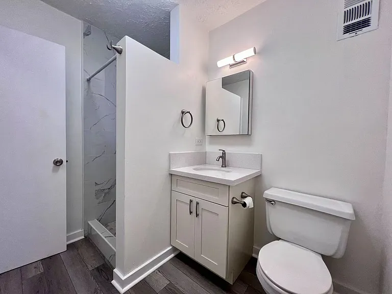 1914 University Ave #303 — Photo 17