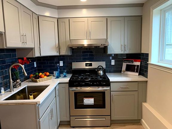 3rd image of 205A Saint Catherine Dr #A