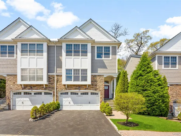 22 Hidden Ridge Court, Scarsdale, NY 10583