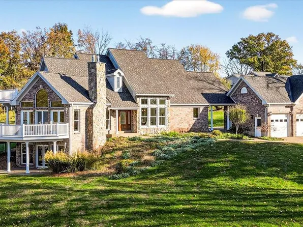 12914 Meadow Hl, Saint Louis, MO 63128