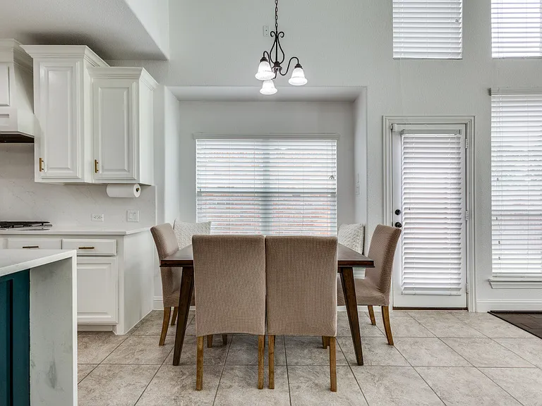 13225 Courtney Dr — Photo 28