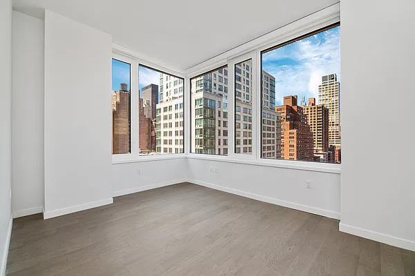 Rented by REAL New York | media 4