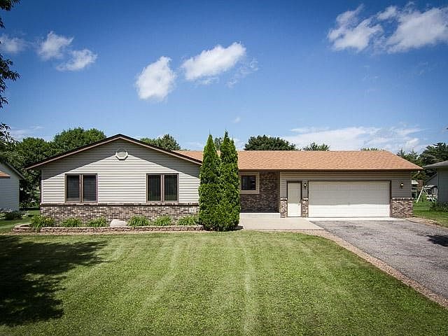 Beautiful home with great curb appeal.  Large front and back yard in a quiet neighborhood.