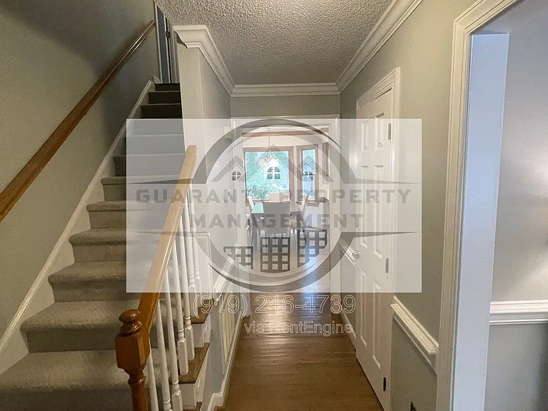 639 Greenwood Cir — Photo 9